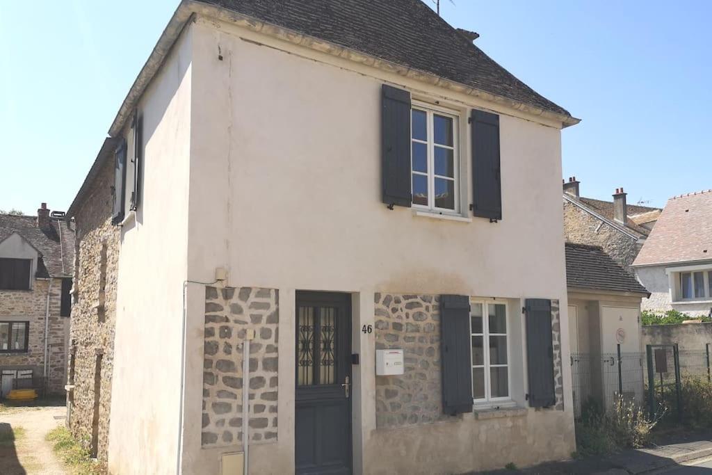 Petite Maison De Village Maincy Екстериор снимка