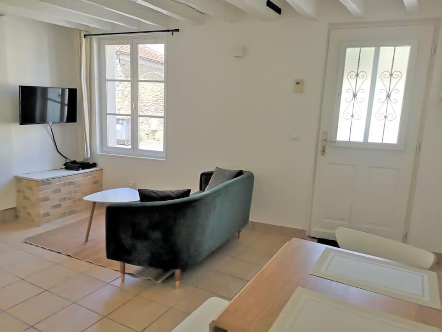 Petite Maison De Village Maincy Екстериор снимка
